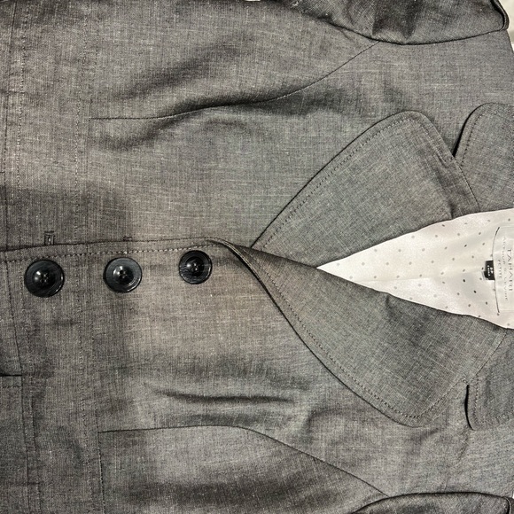 Fully lined Tahari 2 pcs summer suit (skirt and jacket) - Picture 4 of 10